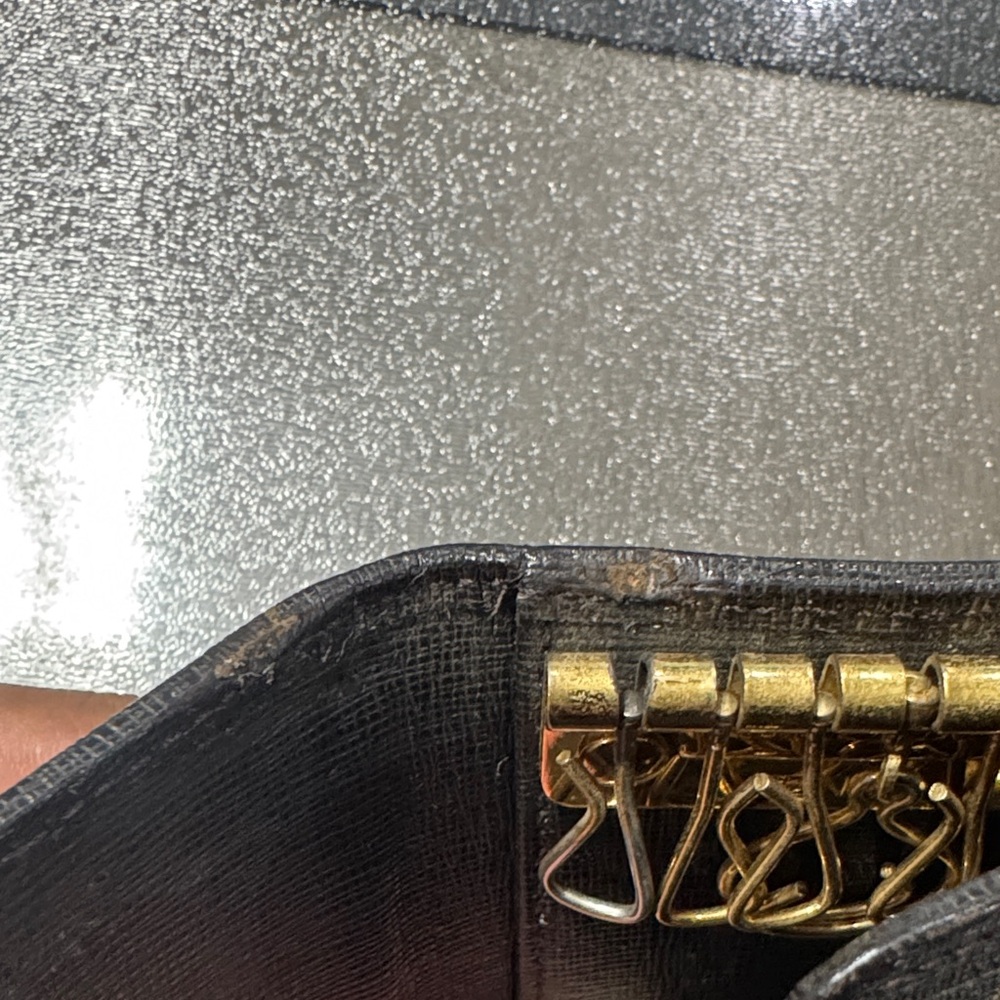 FENDI Black Leather Key Organizer with Gold Plate - Picture 4 of 7